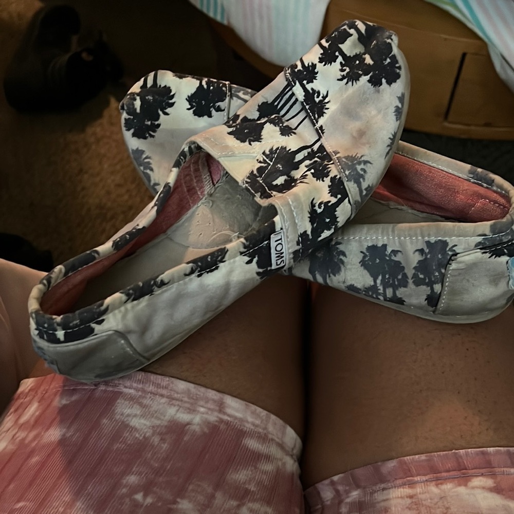 Palm tree toms size 8